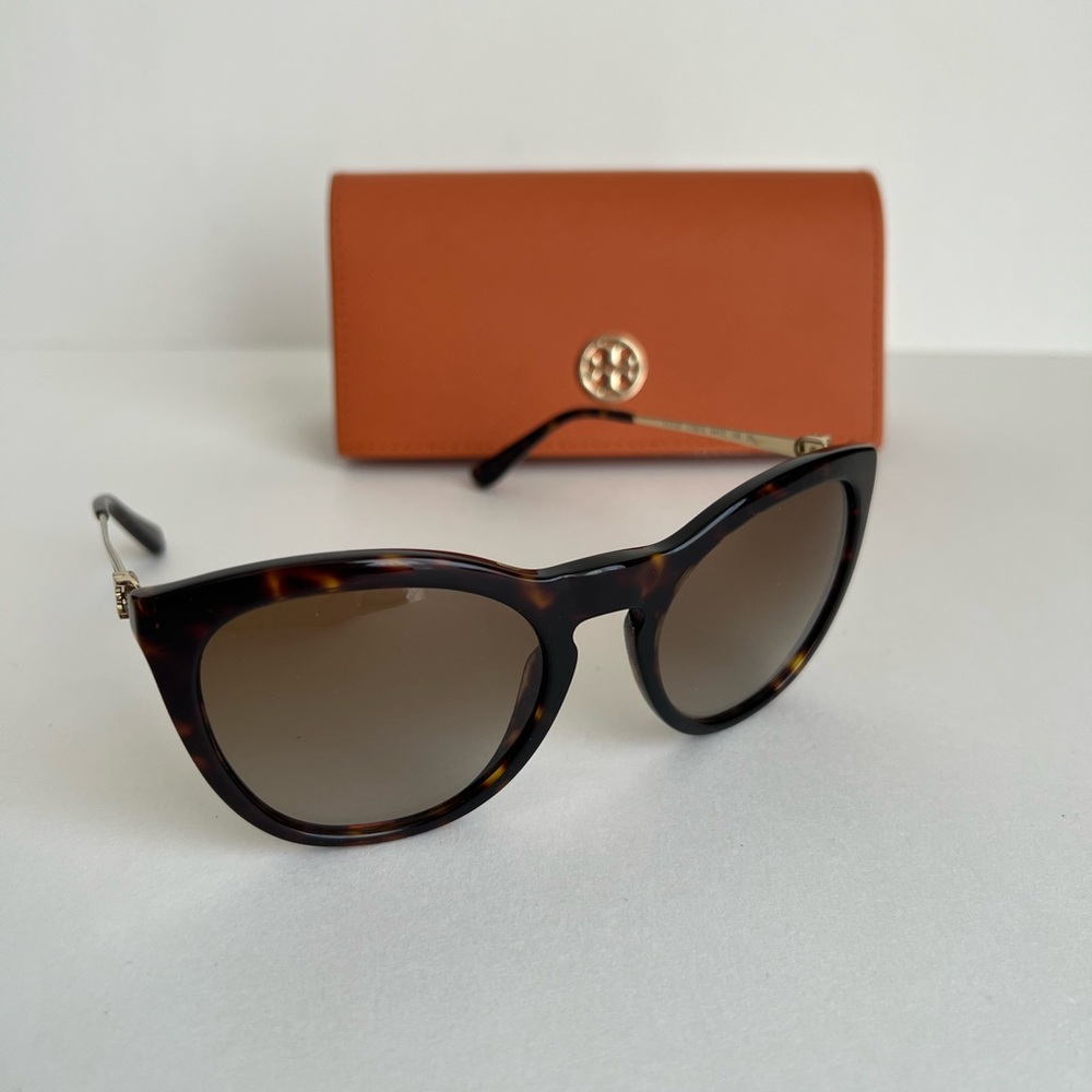 Tory Burch Tortoise Sunglasses with Tan Case